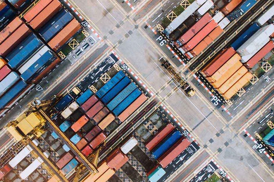 [Translate to us-englisch:] container port from the bird's eye view